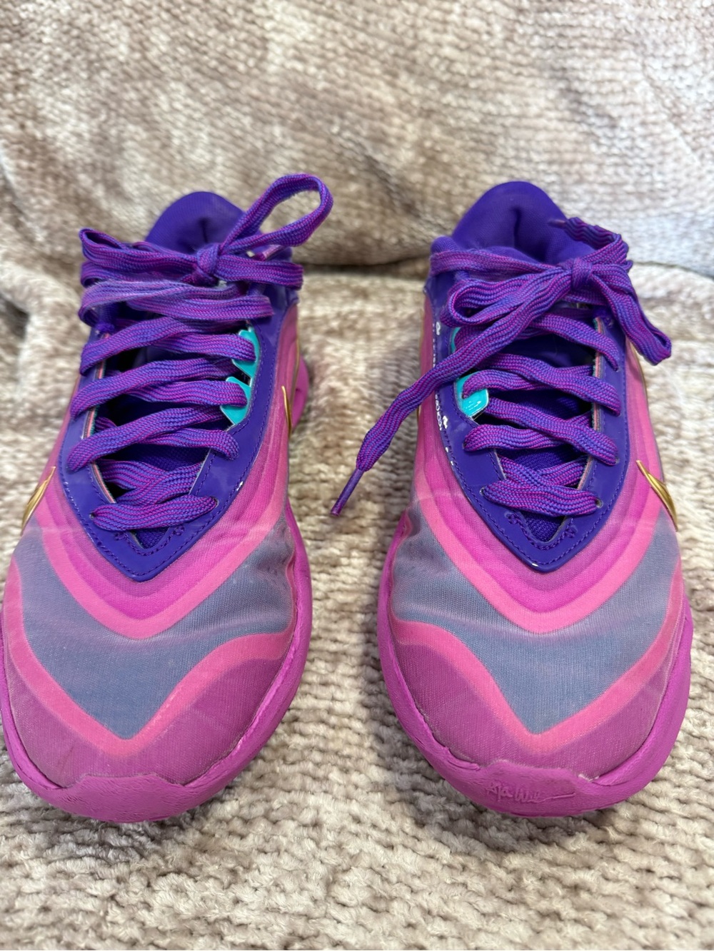 Nike A'One A'ja Wilson Purple Gold Shoes Basketball FZ8605-500 Womens Size 8.5 - Picture 5 of 10